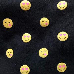 Forever 21 Girls crop emoji sweatshirt